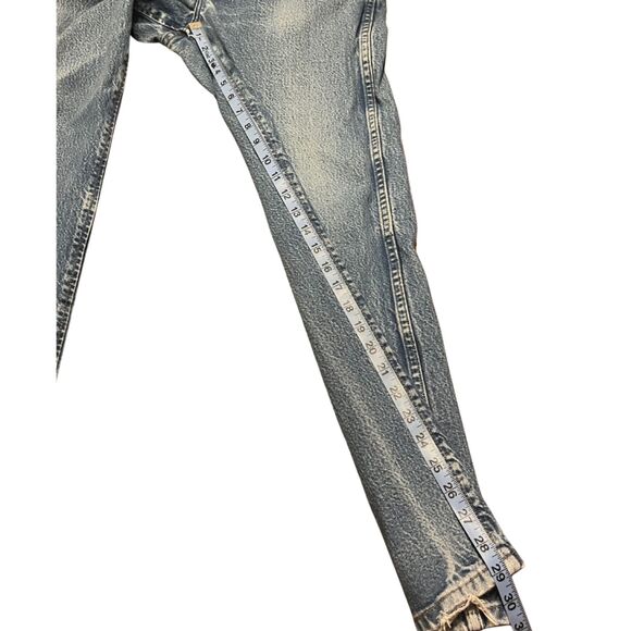 WRANGLER MENS 47MWZ REGULAR FIT SIZE 34X30 DISTRESSED MEDIUM WASH JEANS - Picture 3 of 11